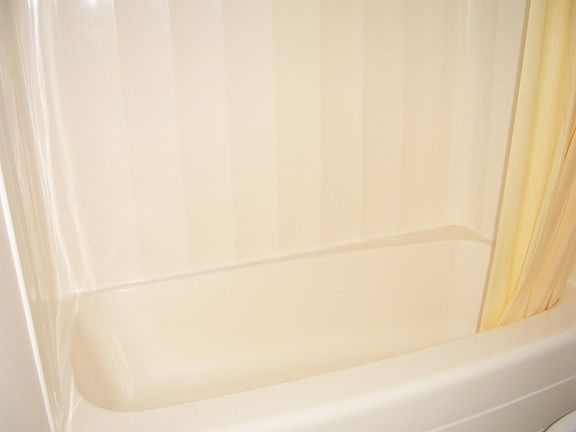 4th image of 276 Oakwood Cir #B
