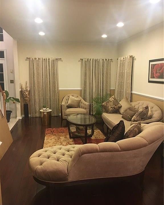 2nd image of 5 Zinnia Ct