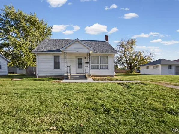 414 E Spruce St, Jerseyville, IL 62052