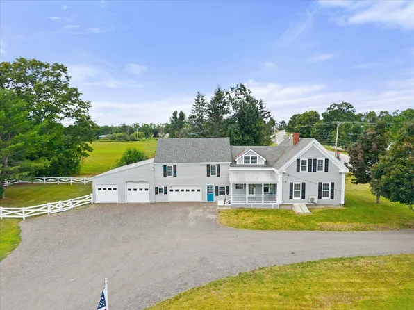 565 Main Street, Corinth, ME 04427