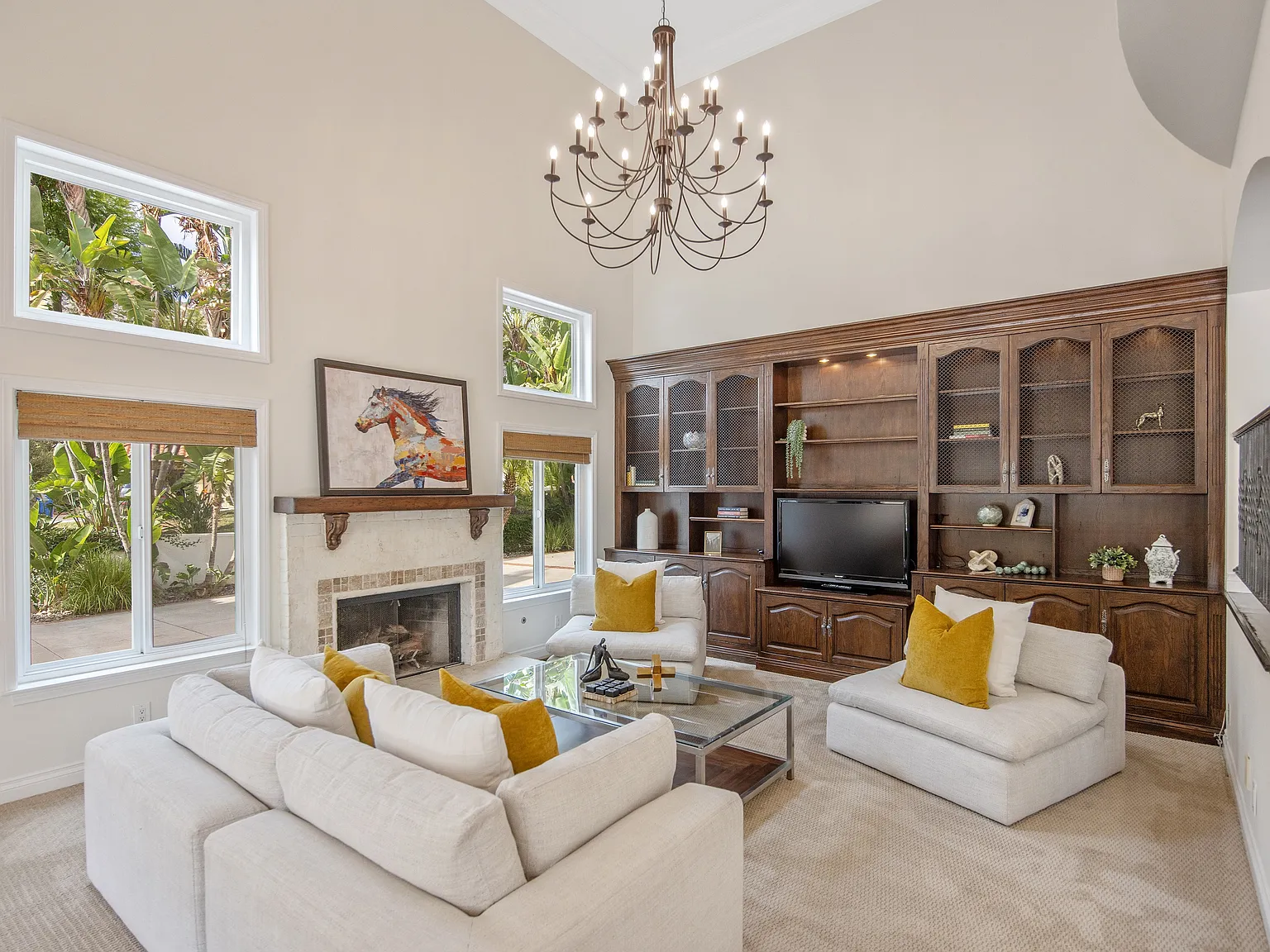 5 bed, 4250 sqft, $13,000 — Photo 4
