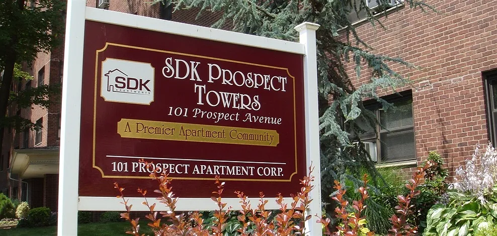 Prospect Towers — Photo 1