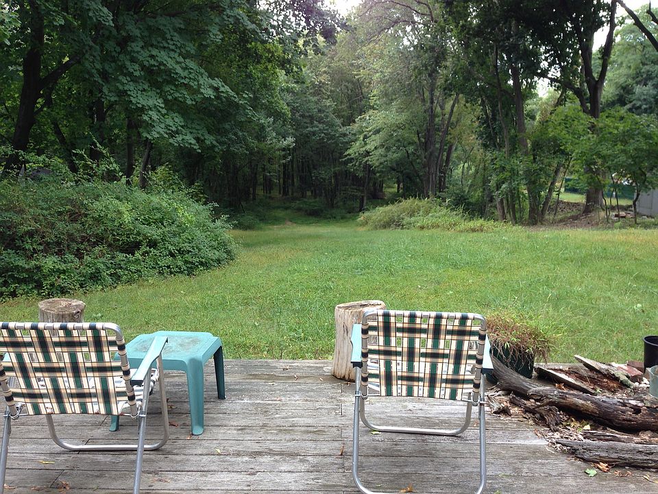 Rear deck and yard