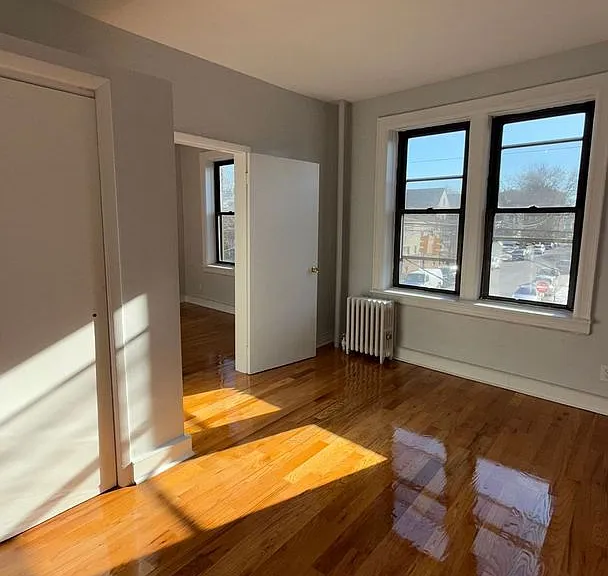 807 - Trefoil Manor — Photo 17