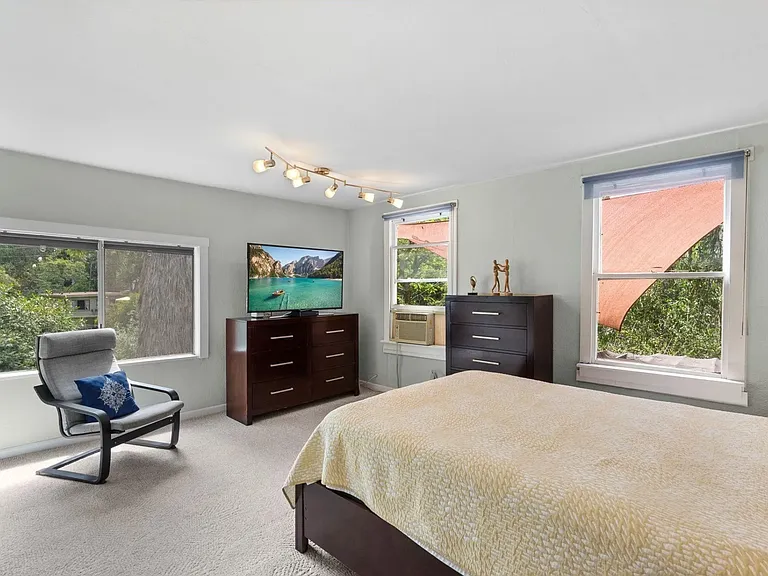 Bedroom, another view