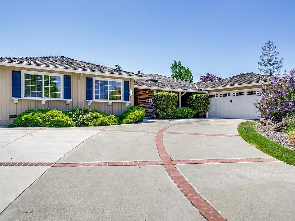 1st image of 7496 Tiptoe Ln