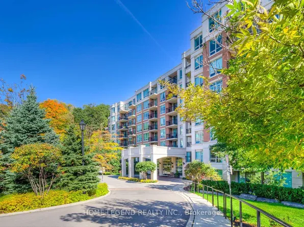 38 William Carson Cres #818, Toronto, ON M2P 2H2