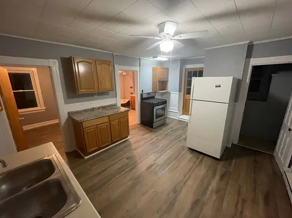 2 Central, 2 Central Ave APT 1, Cohoes, NY 12047