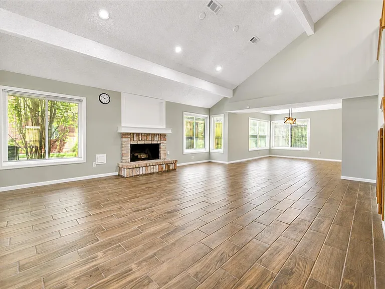 13103 Wickersham Ln — Photo 7