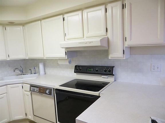 2nd image of 5205 N Argonne Ln APT 9