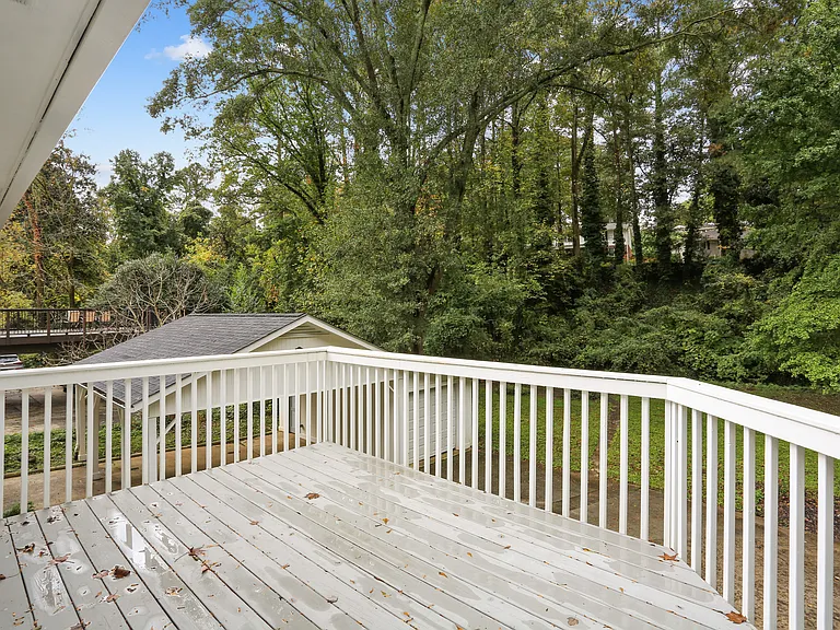 607 Densley Dr — Photo 15