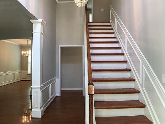2nd image of 114 Hidden Rock Ct