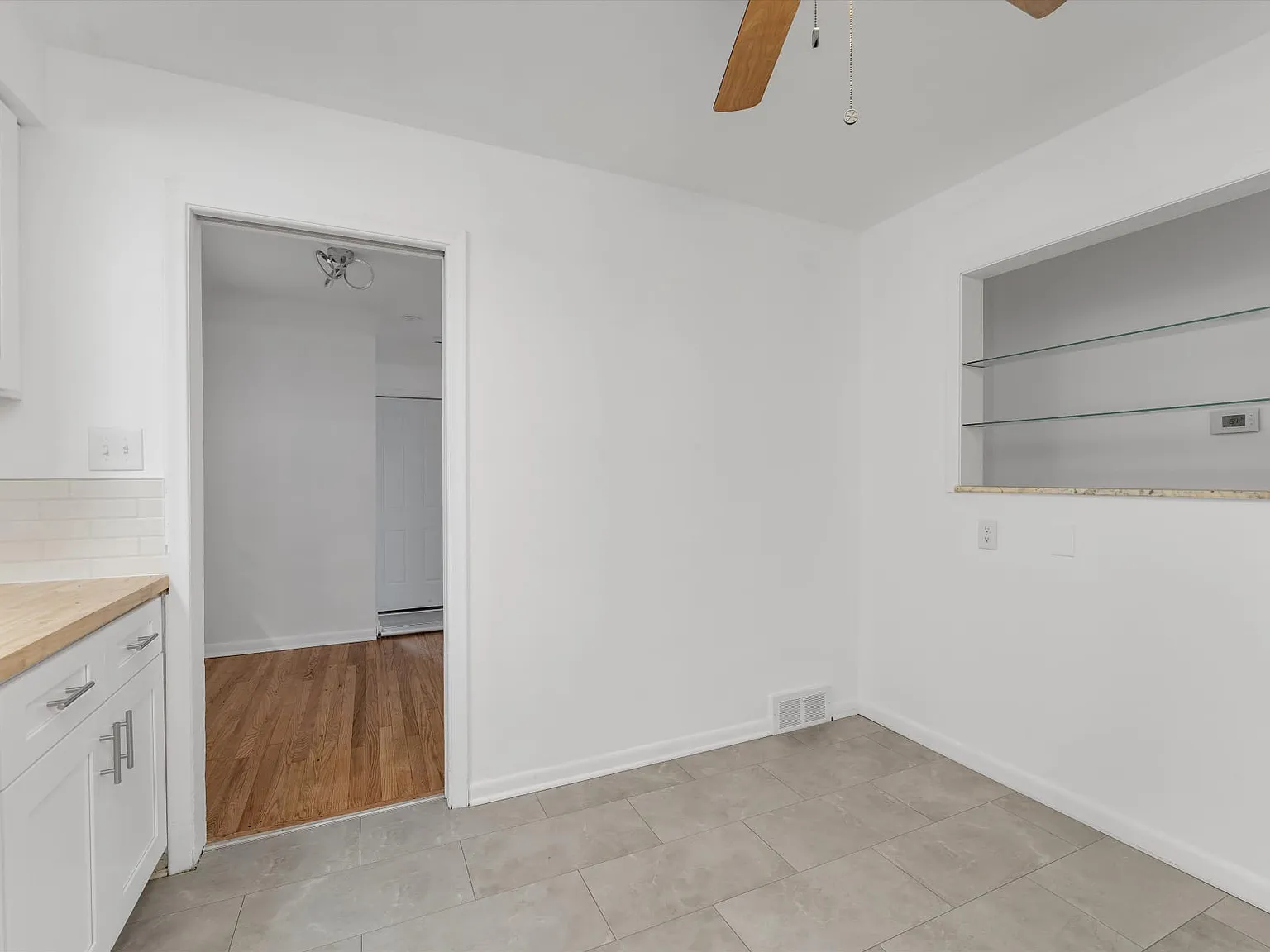 13888 Carlisle St — Photo 4