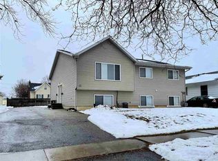 2010-2012 Washington St, Cedar Falls, IA 50613