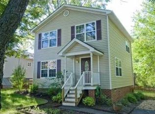 1302 Midland St, Charlottesville, VA 22902