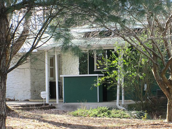 4th image of 323 Hazelwood Ave