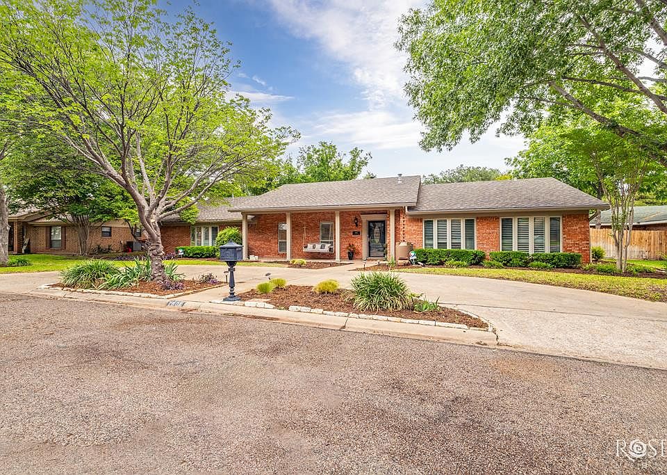 1st image of 2806 Alta Vista Ln