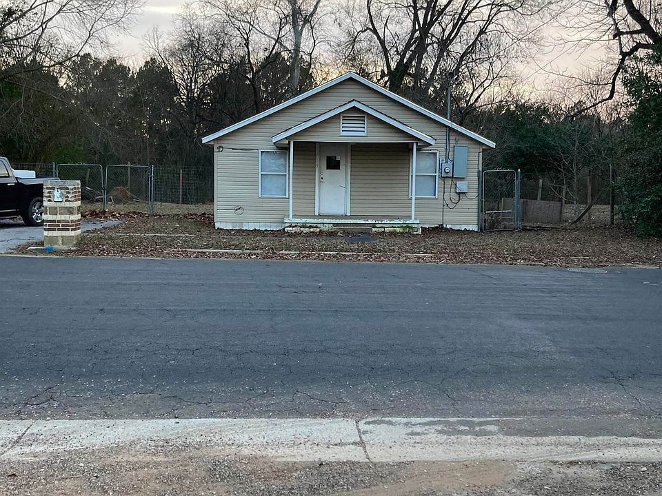 1st image of 715 W Pacific Ave