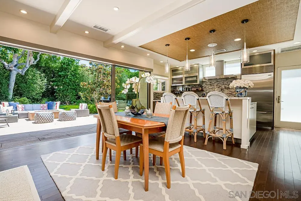 3 bed, 2.5 bath, 1971 sqft, $20,000 — Photo 3