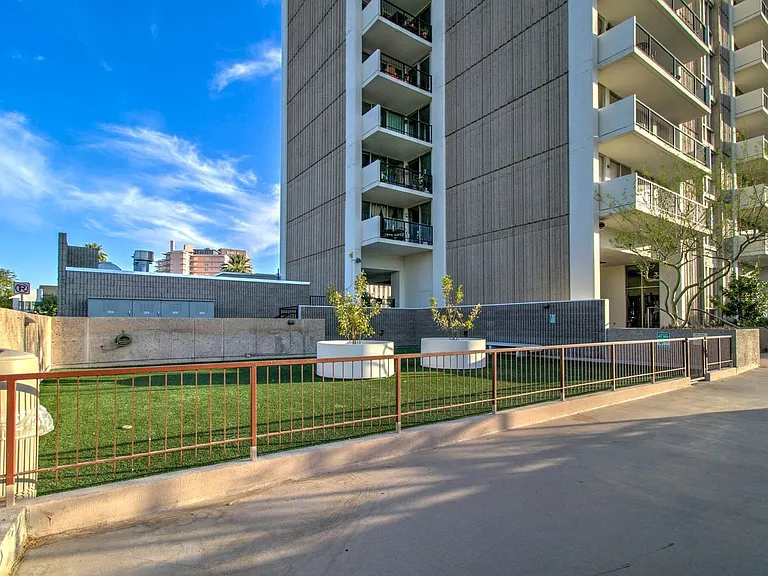 2323 N Central Ave #1803 — Photo 9