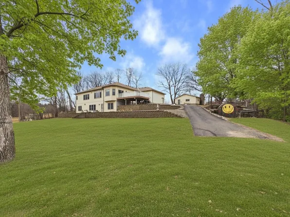 18559 Empire Trl, Burtrum, MN 56318