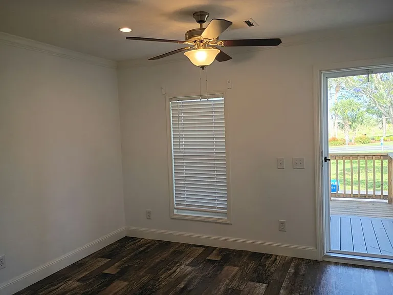 Sunshine MH & RV Resort — Photo 133