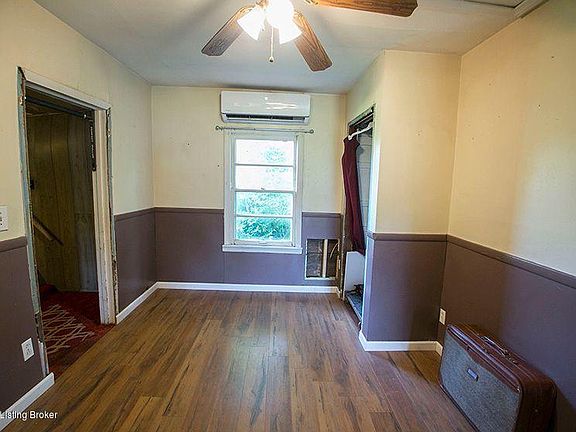 5th image of 13900 Lyons Ave