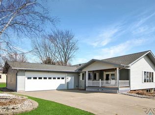 702 E 3rd St, Colton, SD 57018