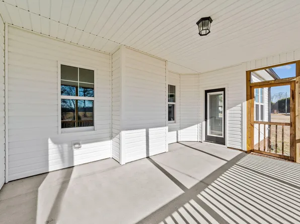 45 Watersedge Ln, Smithfield, NC 27577