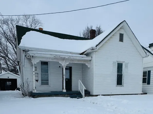 209 E Main St, Blanchester, OH 45107