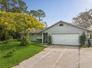 107 S Pine St, Fellsmere, FL 32948
