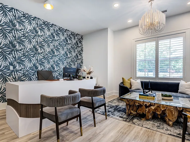 Avana Lake Norman — Photo 21