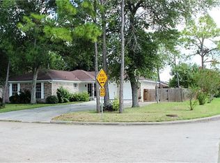 12602 Ellenville Dr, Houston, TX 77089