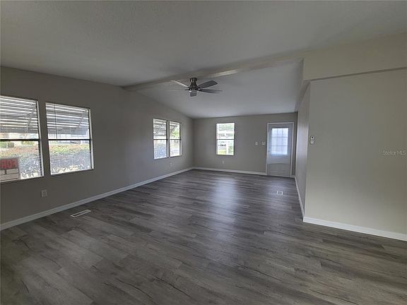4th image of 710 COACHMAN DRIVE