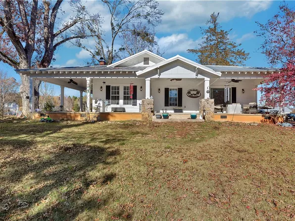 2423 Saluda Dam Rd, Easley, SC 29640