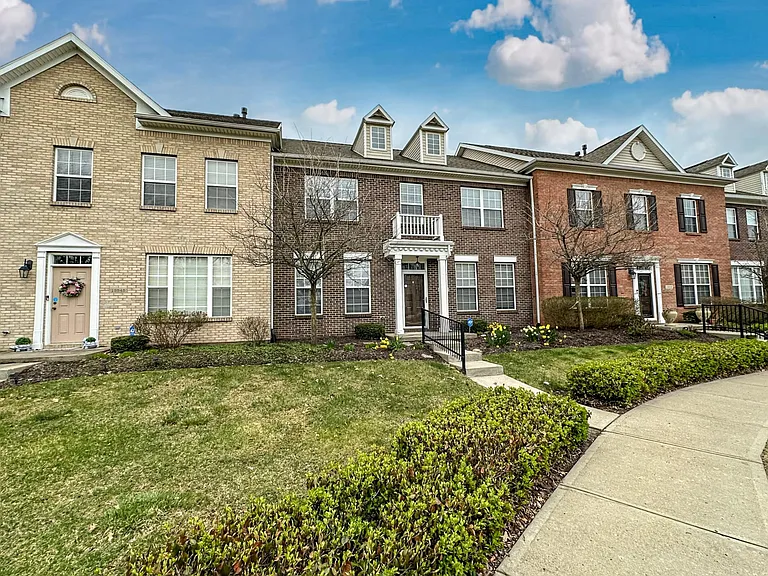 13539 Erlen Dr — Photo 3