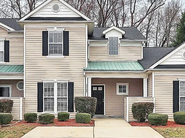 1765 Holliford Ct, Charlotte, NC 28215