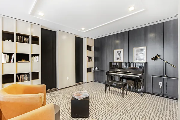 Sold by Nest Seekers International | media 13