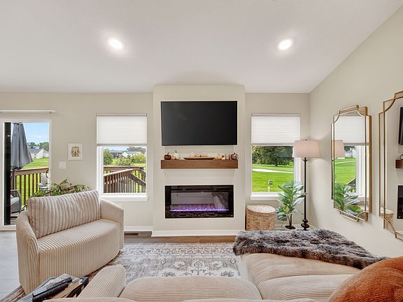 4th image of 6756 NE 12th Ct