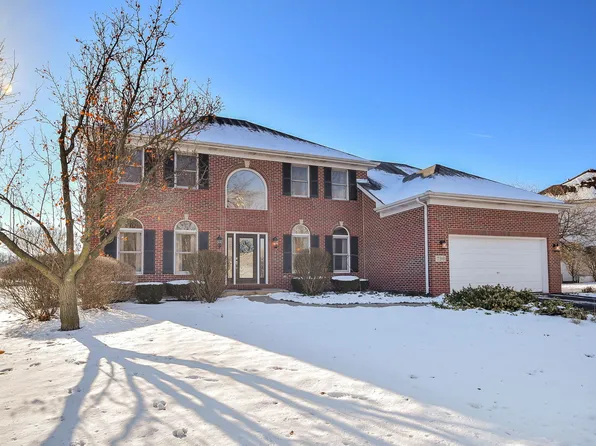 790 Inverness Dr, Aurora, IL 60504