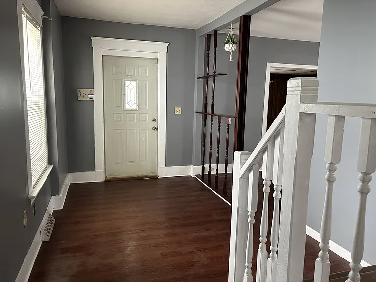 155 Leete St — Photo 5