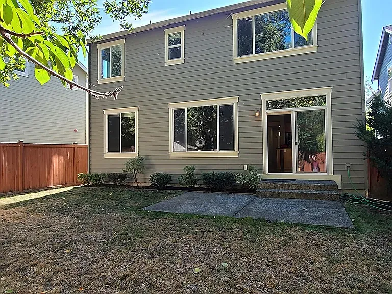 18132 NE 111th St — Photo 3