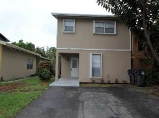 7940 SW 4th Pl, Pompano Beach, FL 33068