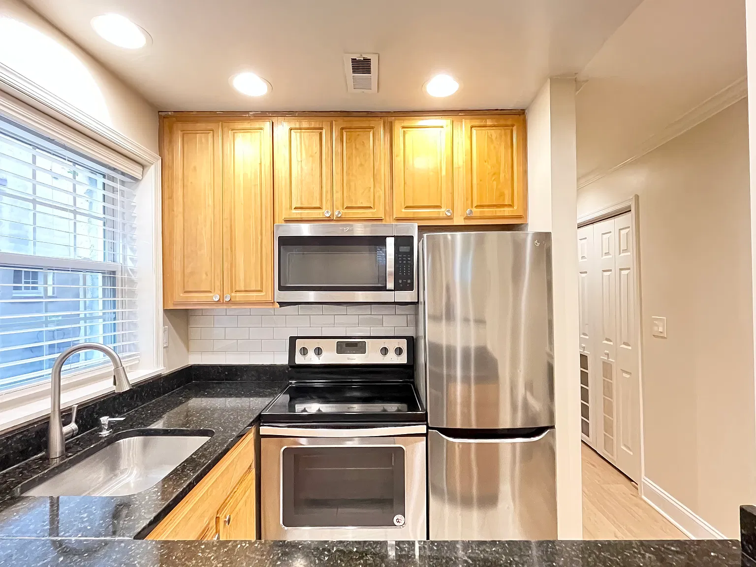 4202 Grant St NE — Photo 2