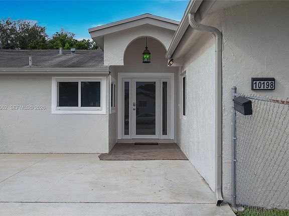 3rd image of 10198 SW 203rd Ter