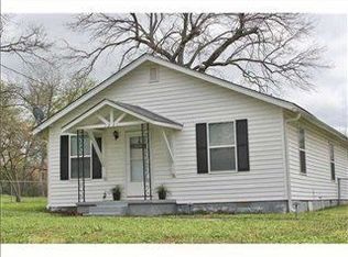 1221 W Dewey St, Shawnee, OK 74801