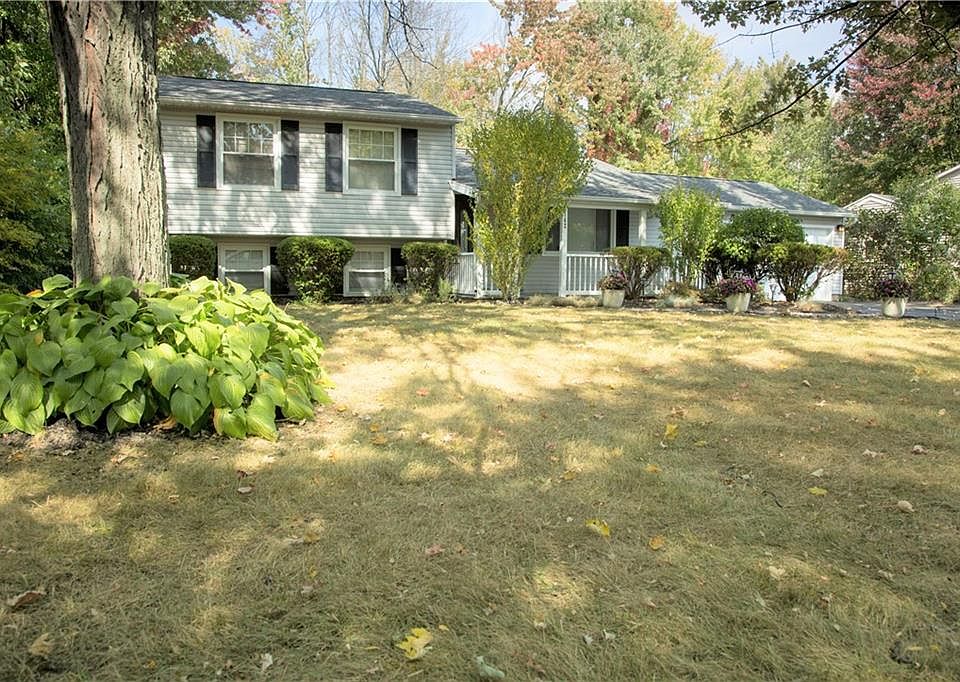 1st image of 162 Blackwell Ln