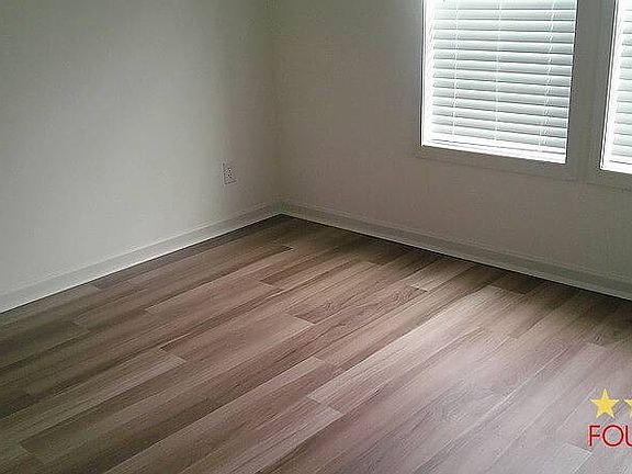 4th image of 193 Raintree Cir