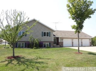 17834 Hunt Lake Trl, Faribault, MN 55021