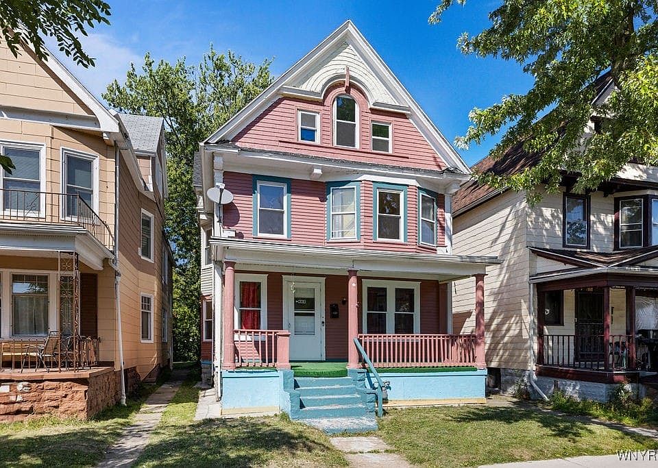 1st image of 460 E Utica St